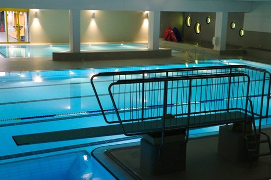 Swimming Pool Liner Replacement Cost: Factors That Influence Your Budget